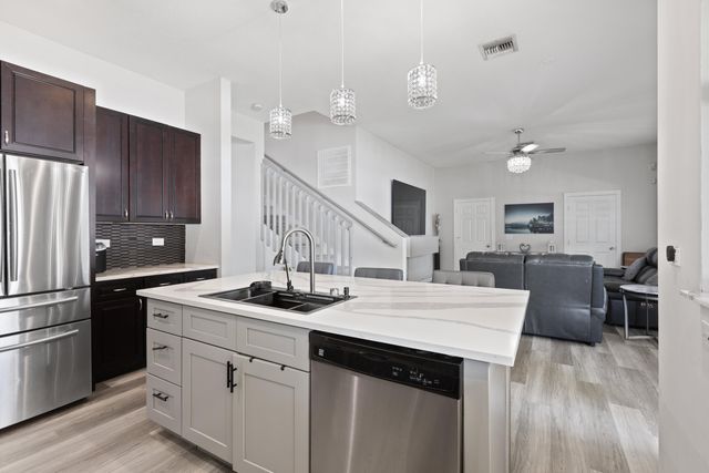 3221 El Camino, West Palm Beach, FL 33409