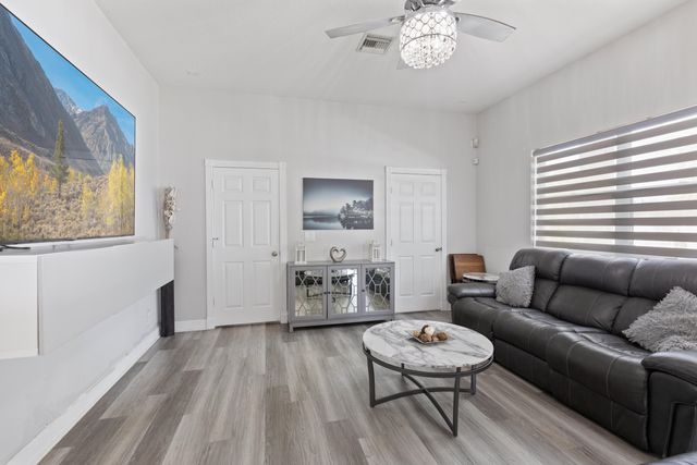 3221 El Camino, West Palm Beach, FL 33409