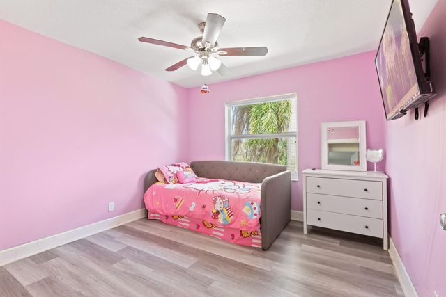 3221 El Camino, West Palm Beach, FL 33409