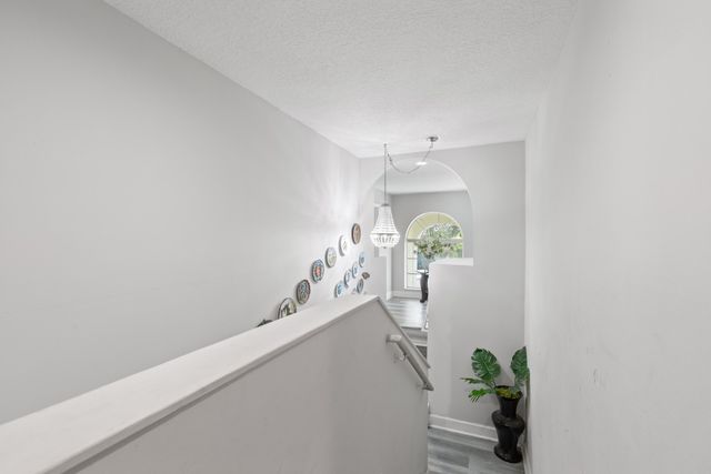 3221 El Camino, West Palm Beach, FL 33409