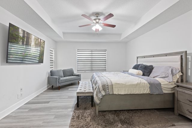 3221 El Camino, West Palm Beach, FL 33409