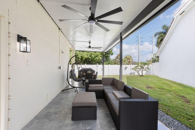3221 El Camino, West Palm Beach, FL 33409