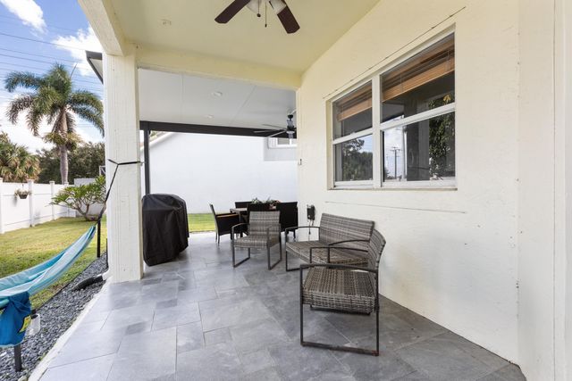 3221 El Camino, West Palm Beach, FL 33409
