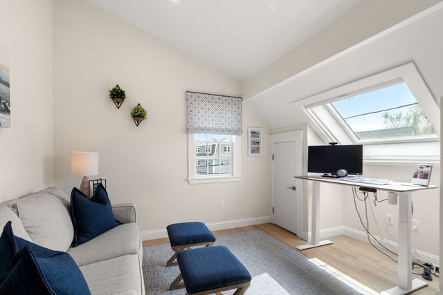 150 Merrimac St I, Newburyport, MA 01950