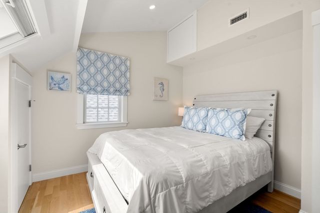 150 Merrimac St I, Newburyport, MA 01950