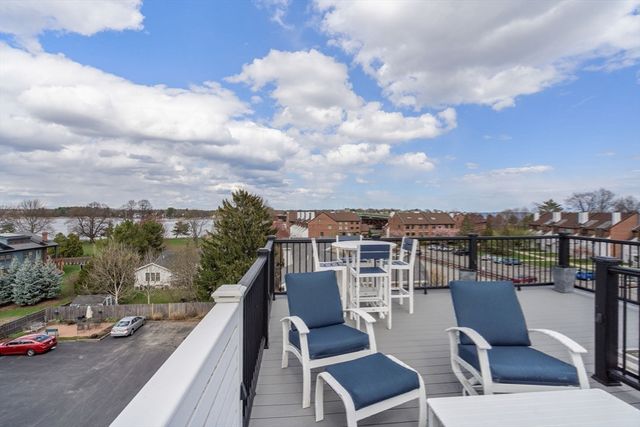 150 Merrimac St I, Newburyport, MA 01950