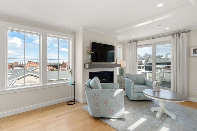 150 Merrimac St I, Newburyport, MA 01950