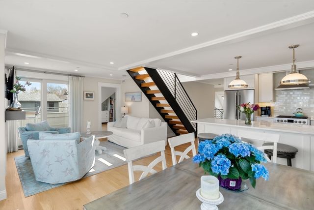 150 Merrimac St I, Newburyport, MA 01950