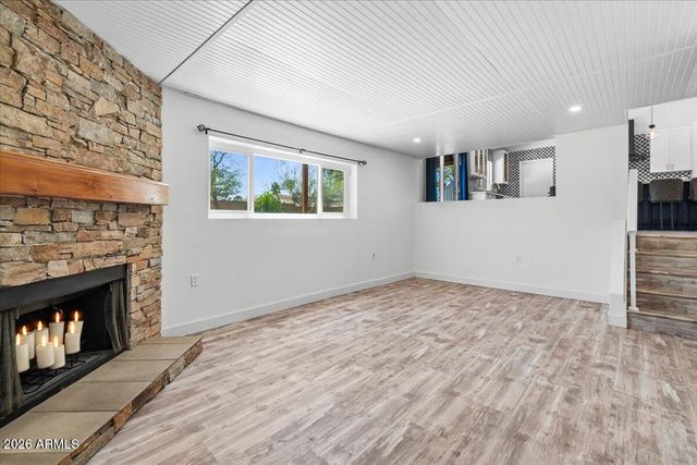 1041 E KRISTAL Way, Phoenix, AZ 85024