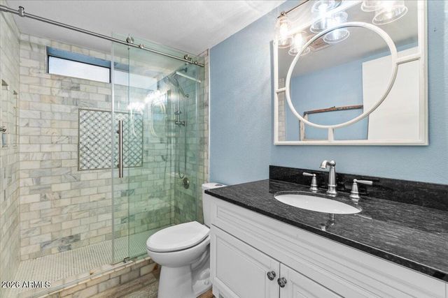 1041 E KRISTAL Way, Phoenix, AZ 85024