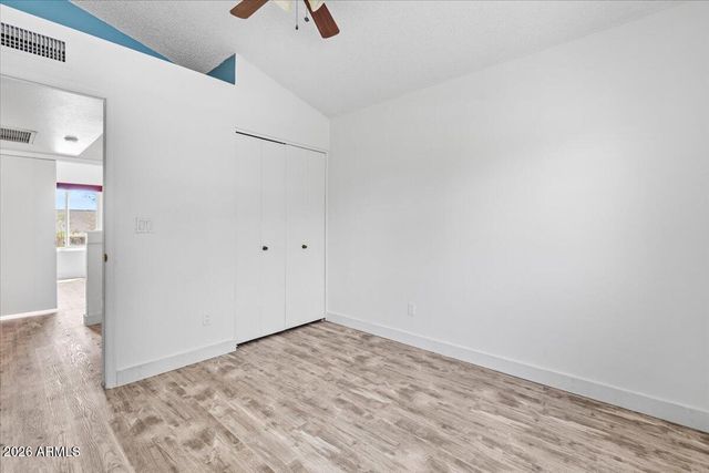 1041 E KRISTAL Way, Phoenix, AZ 85024
