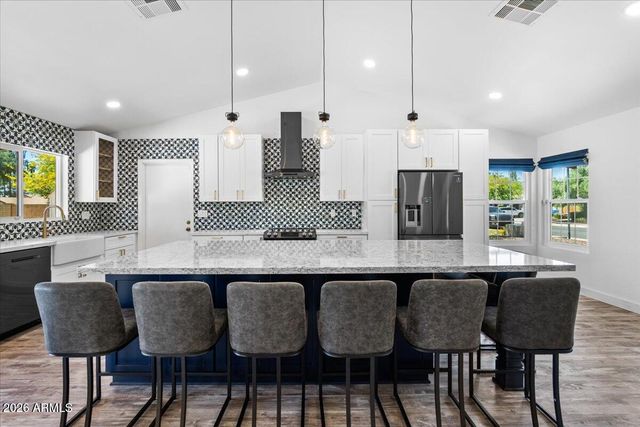 1041 E KRISTAL Way, Phoenix, AZ 85024