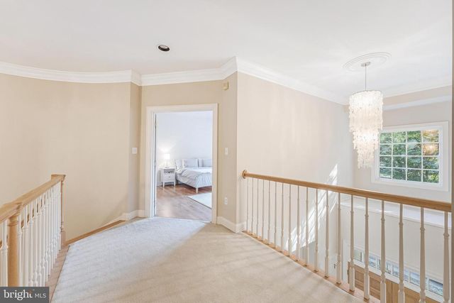 7405 OLD MAPLE SQ, Mclean, VA 22102