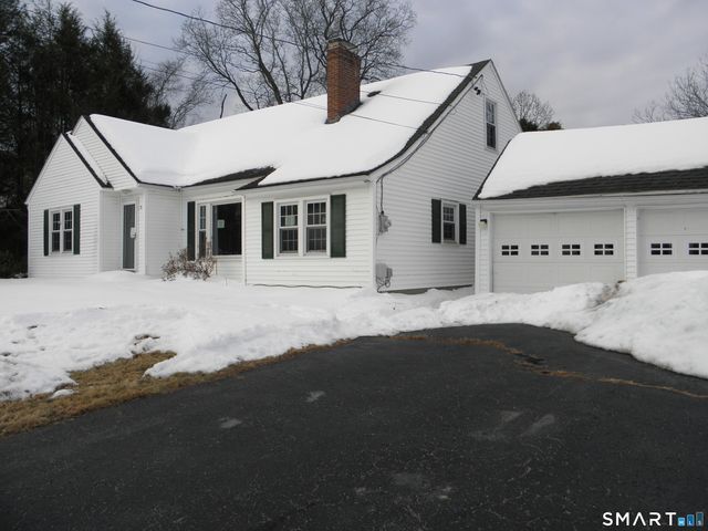 31 Woodland Drive, Norwich, CT 06360