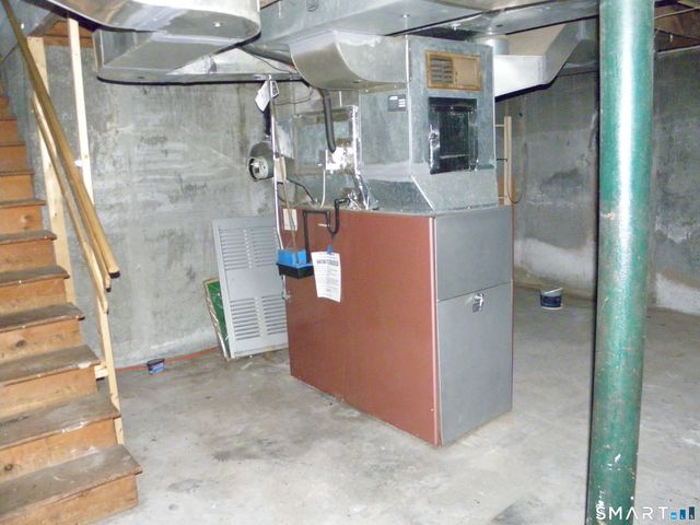 31 Woodland Drive, Norwich, CT 06360