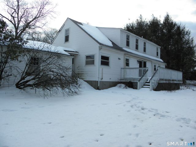 31 Woodland Drive, Norwich, CT 06360