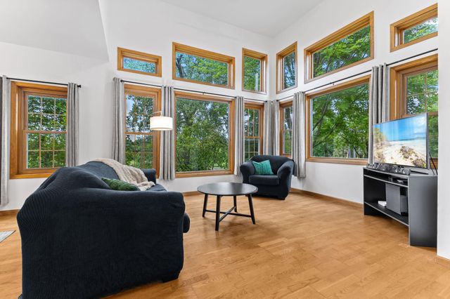 7520 Walker Street, Saint Louis Park, MN 55426