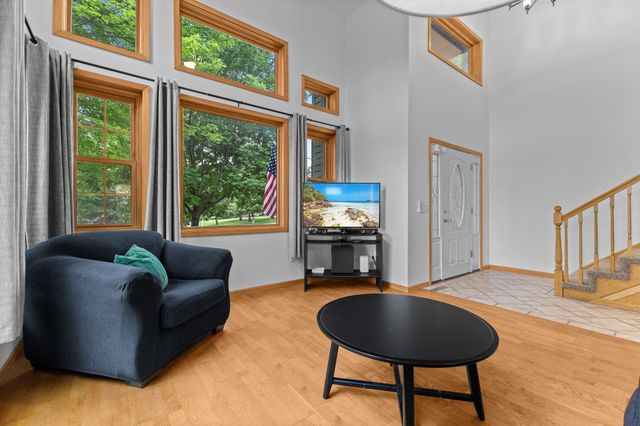 7520 Walker Street, Saint Louis Park, MN 55426
