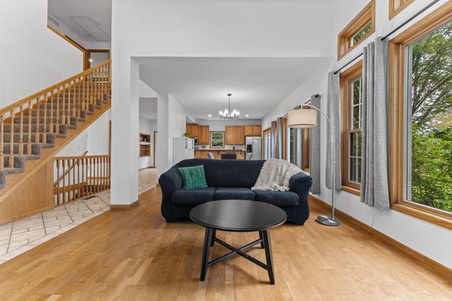 7520 Walker Street, Saint Louis Park, MN 55426