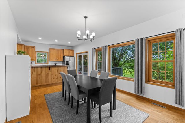 7520 Walker Street, Saint Louis Park, MN 55426