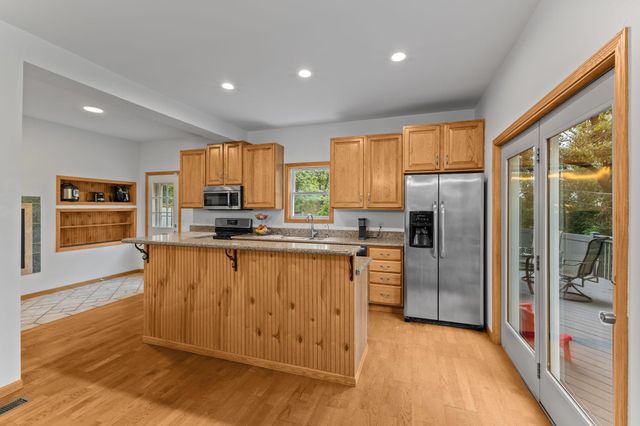 7520 Walker Street, Saint Louis Park, MN 55426