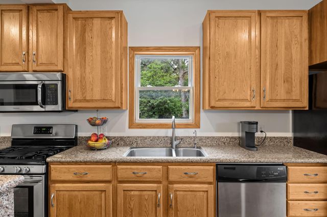 7520 Walker Street, Saint Louis Park, MN 55426