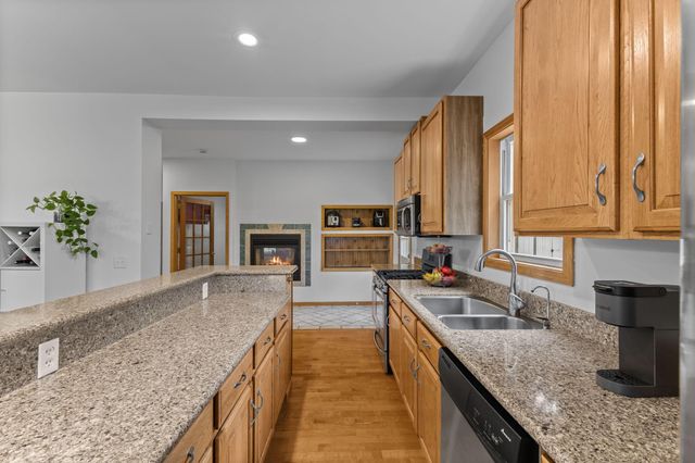 7520 Walker Street, Saint Louis Park, MN 55426
