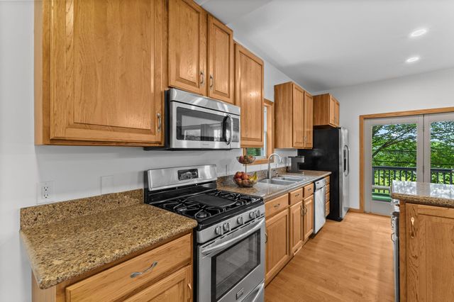 7520 Walker Street, Saint Louis Park, MN 55426