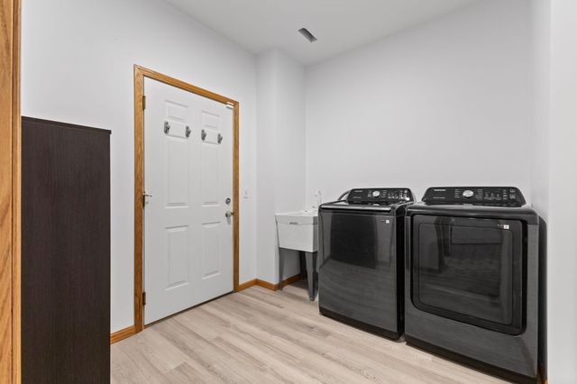 7520 Walker Street, Saint Louis Park, MN 55426