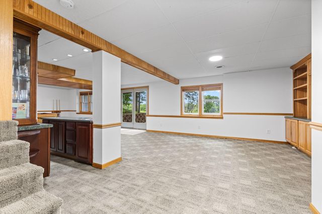 7520 Walker Street, Saint Louis Park, MN 55426