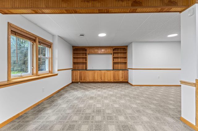 7520 Walker Street, Saint Louis Park, MN 55426
