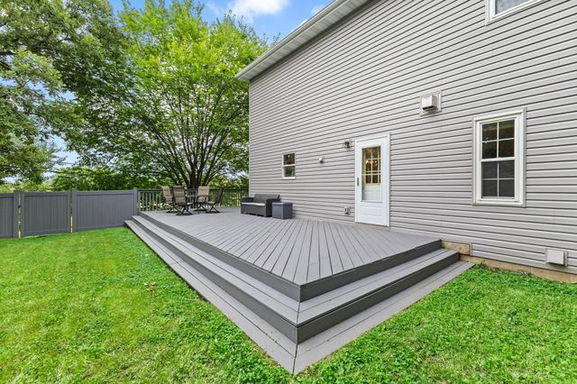 7520 Walker Street, Saint Louis Park, MN 55426