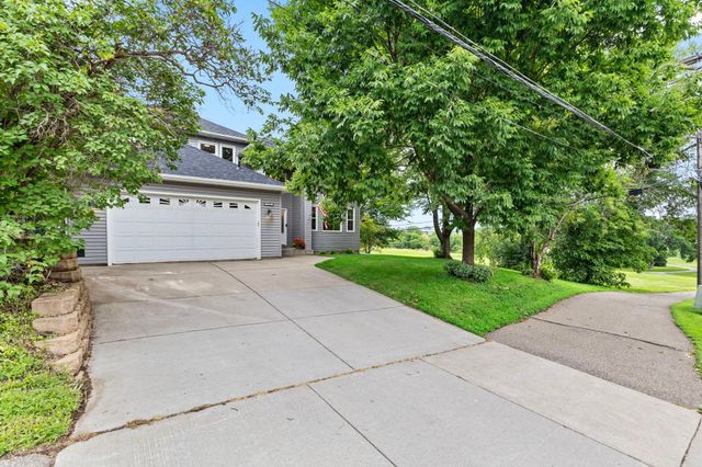 7520 Walker Street, Saint Louis Park, MN 55426