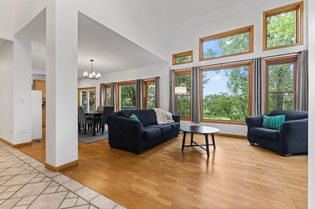 7520 Walker Street, Saint Louis Park, MN 55426