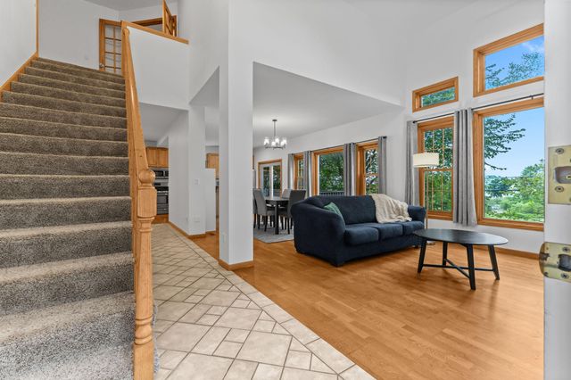 7520 Walker Street, Saint Louis Park, MN 55426