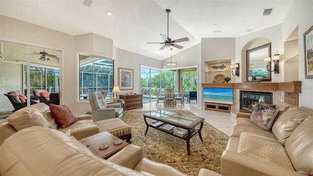 8923 BLOOMFIELD BOULEVARD, Sarasota, FL 34238