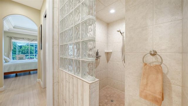 8923 BLOOMFIELD BOULEVARD, Sarasota, FL 34238
