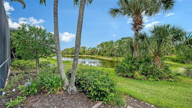 8923 BLOOMFIELD BOULEVARD, Sarasota, FL 34238