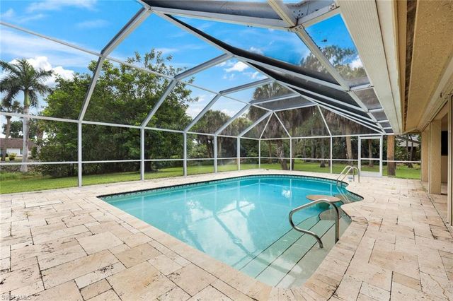 2207 Imperial Golf Co BLVD, Naples, FL 34110
