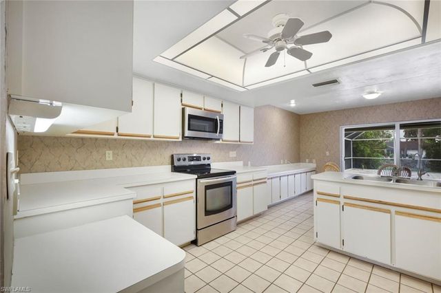 2207 Imperial Golf Co BLVD, Naples, FL 34110