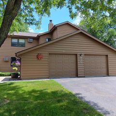 970 MANOR DRIVE #75, Neenah, WI 54956