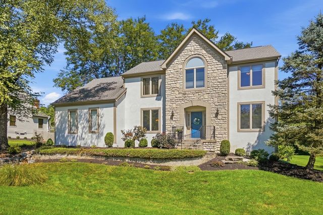 3819 Waverly Place Drive, Lewis Center, OH 43035