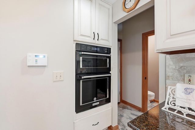 3819 Waverly Place Drive, Lewis Center, OH 43035
