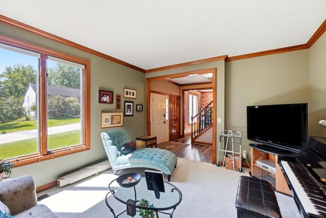 3819 Waverly Place Drive, Lewis Center, OH 43035