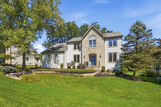 3819 Waverly Place Drive, Lewis Center, OH 43035