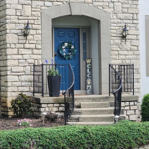 3819 Waverly Place Drive, Lewis Center, OH 43035