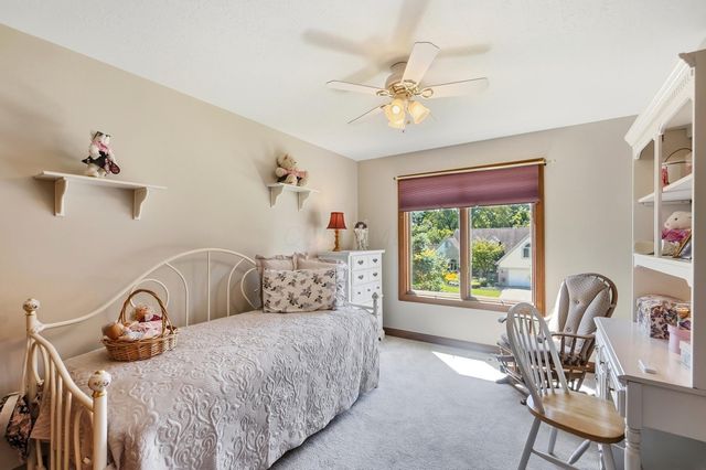 3819 Waverly Place Drive, Lewis Center, OH 43035