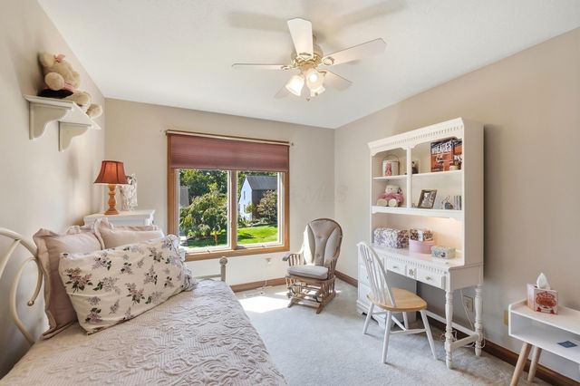 3819 Waverly Place Drive, Lewis Center, OH 43035