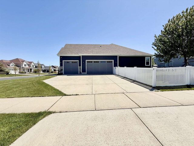 513 Chad's Crossing, Verona, WI 53593