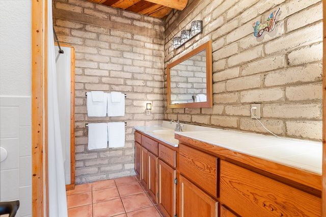 107 Hidden Valley Dr, Fort Davis, TX 79734